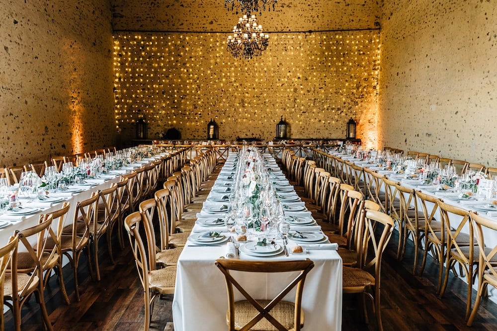 Réception de mariage haut de gamme en salle élégante